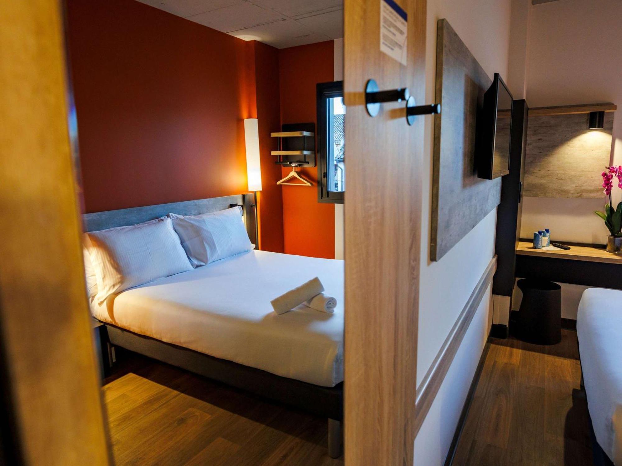 Ibis Budget Logrono Centro Exteriér fotografie